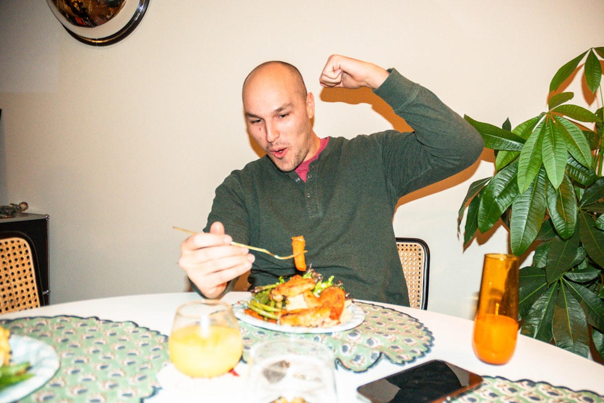 Man preparing healthy meal